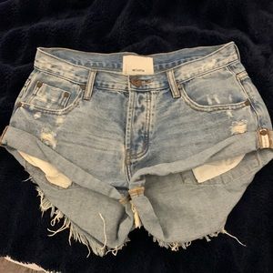 Size 26 but run big (used but very good quality)